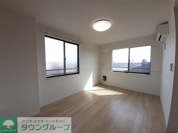 イーケー サングレースの物件内観写真